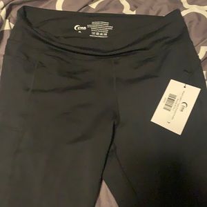 Zyia Black light and tight pocket hustle shorts